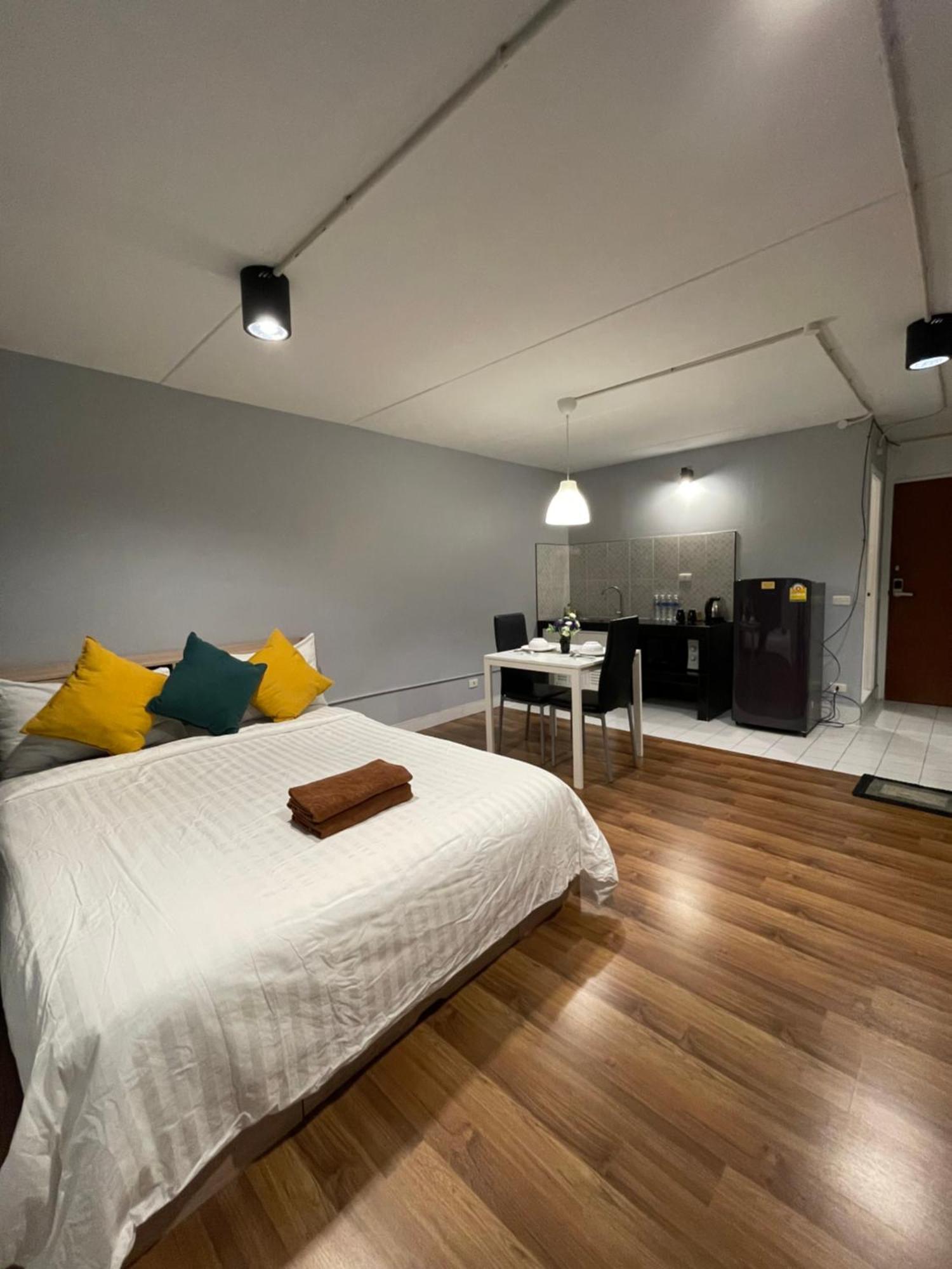 Popular Condo เมืองทองธานี Pak Kret Exterior foto